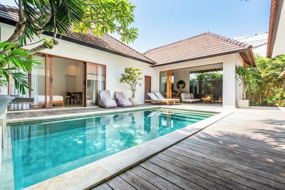 Villa Lapis by Villa Finder