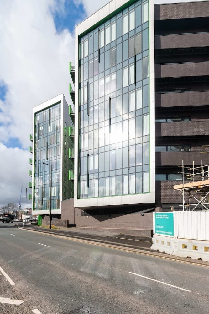 Luxury Apartment Near Piccadilly Station