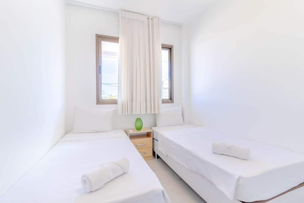 IT24 3 Bedroom Apartment 50m From The Beach