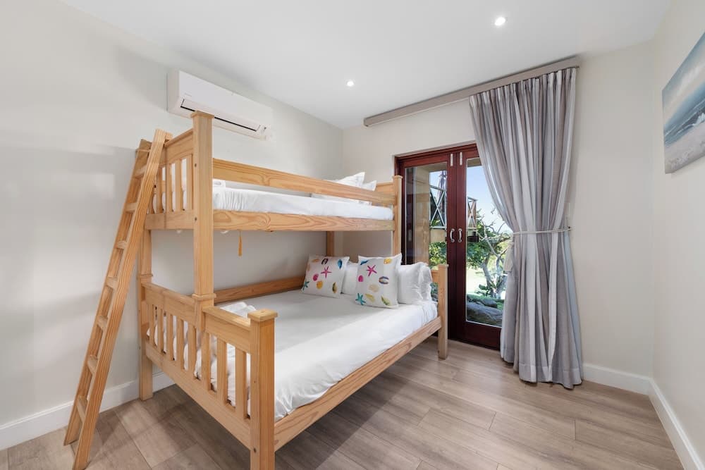 San Lameer Villa Rentals 14110