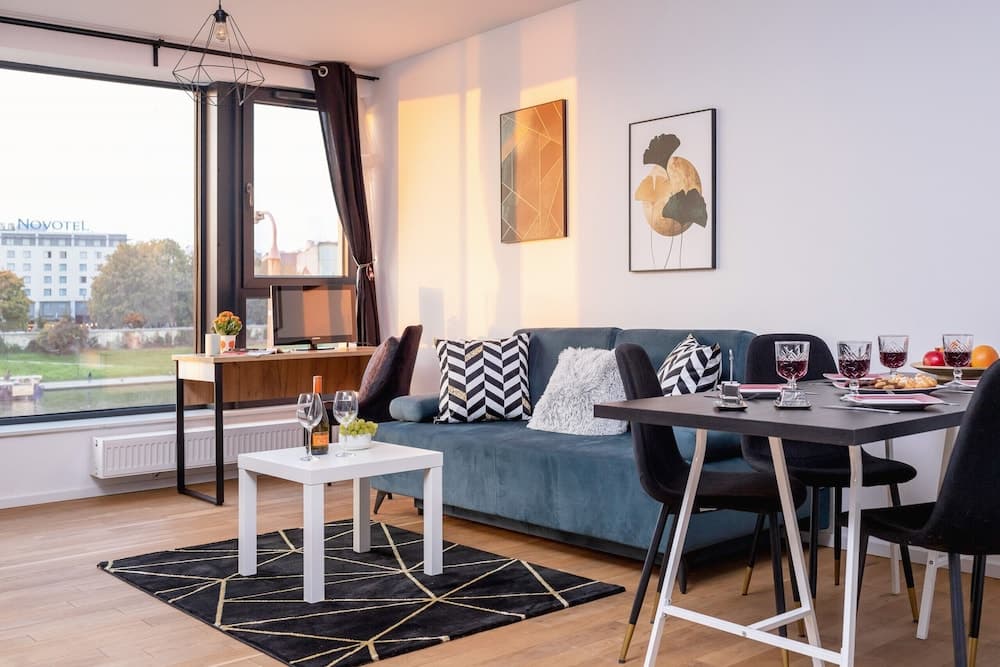 Riva Verona by Renters Prestige