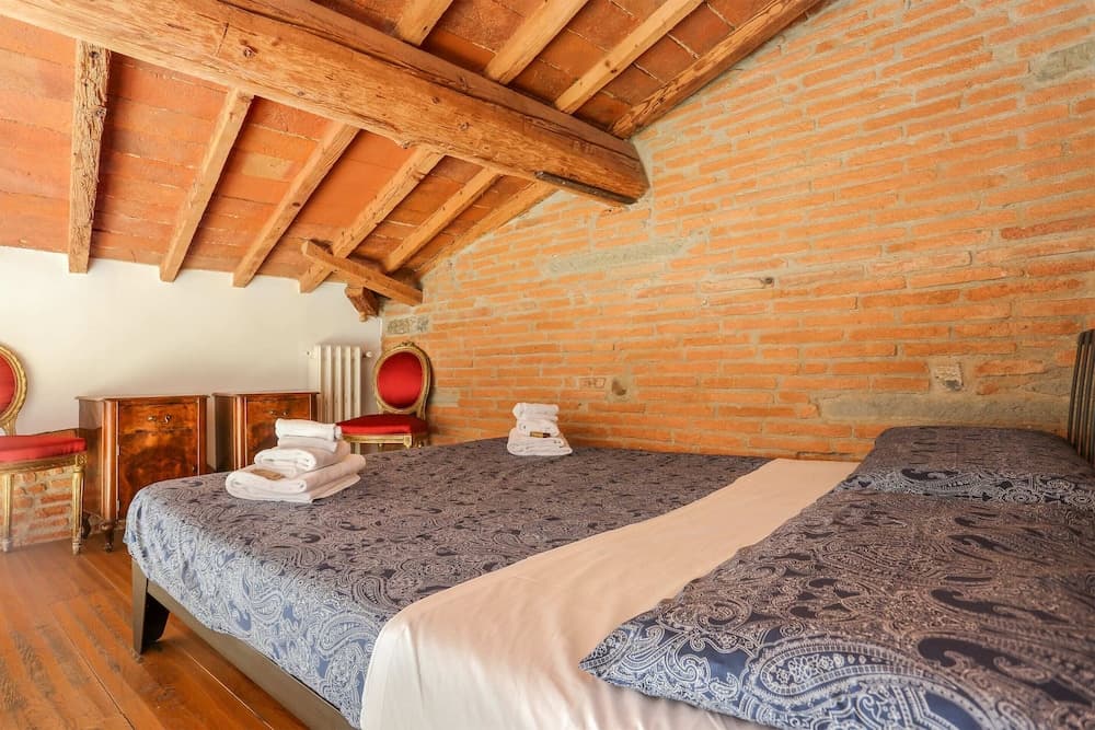 Uffizi Suite II - Hosted by Sweetstay