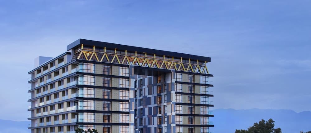 Hotel Santika Premiere Padang