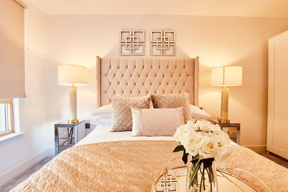 Deluxe City Centre Apt Balcony & View & Free Parking