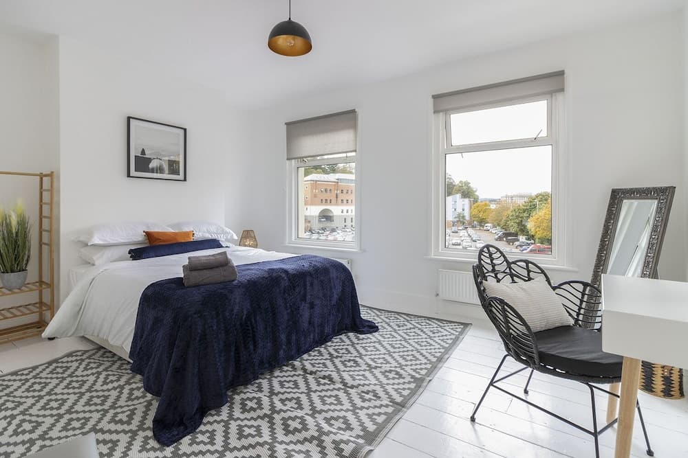 City Gate Garden Lodge