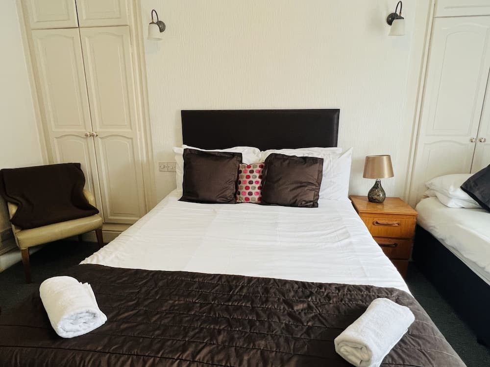 The Roadhouse Hotel