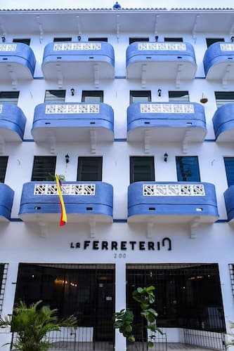 La Ferreteria Apartments