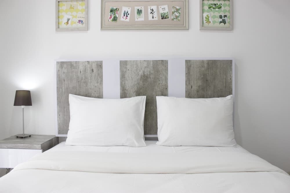 Modern Look Studio Apartment at Grand Asia Afrika