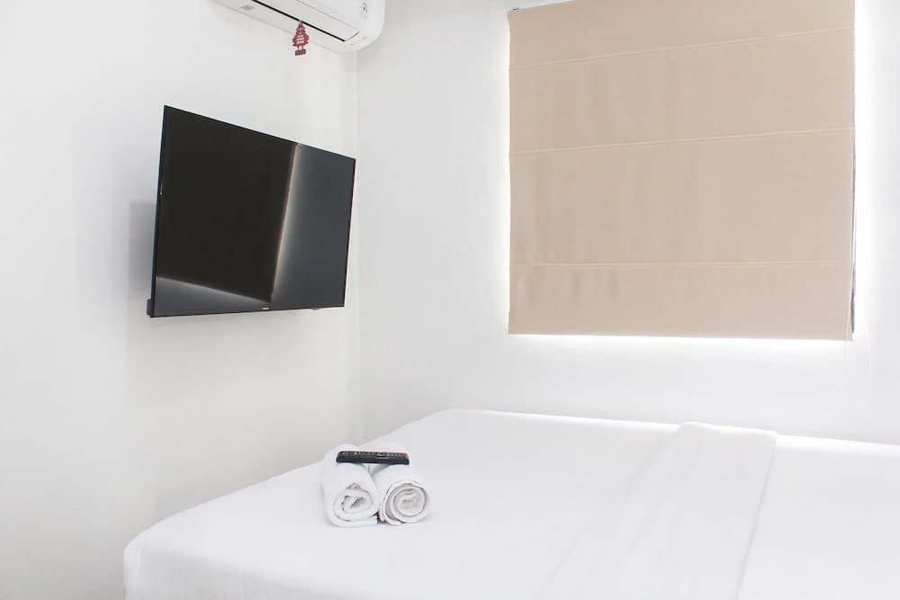 Homey and Simply 2BR at Lagoon Bekasi Town Square Apartment