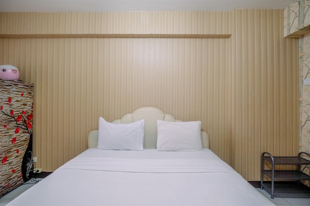 Comfortable and Tidy Studio at Cinere Resort Apartment