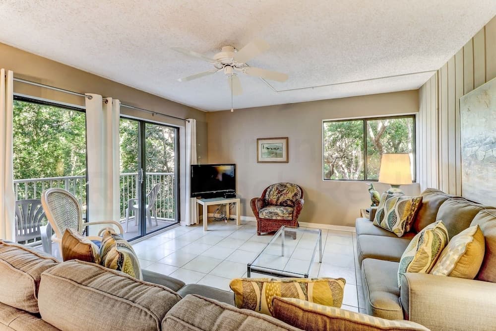 Pool View Condo with Access to Walking or Biking Pathway Throughout Amelia Island Plantation by RedAwning