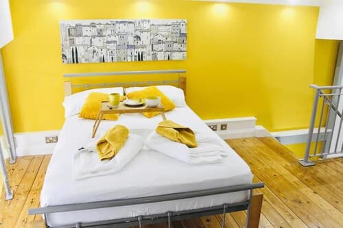Lovely 1-bed Mezzaine Apartment in Nottingham