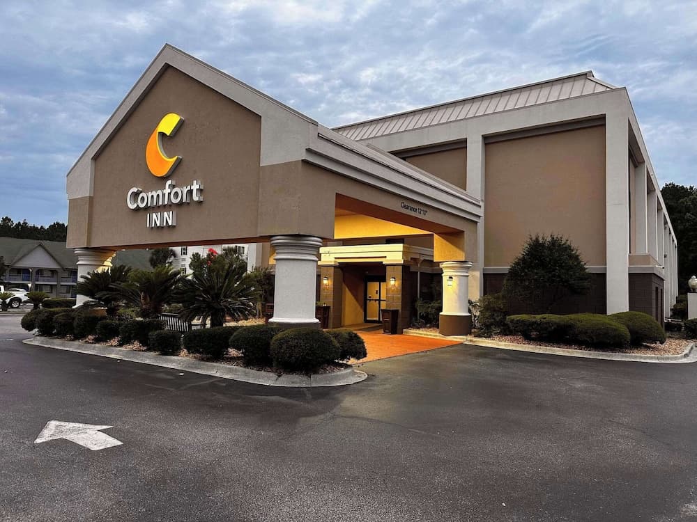 Comfort Inn Darien - North Brunswick