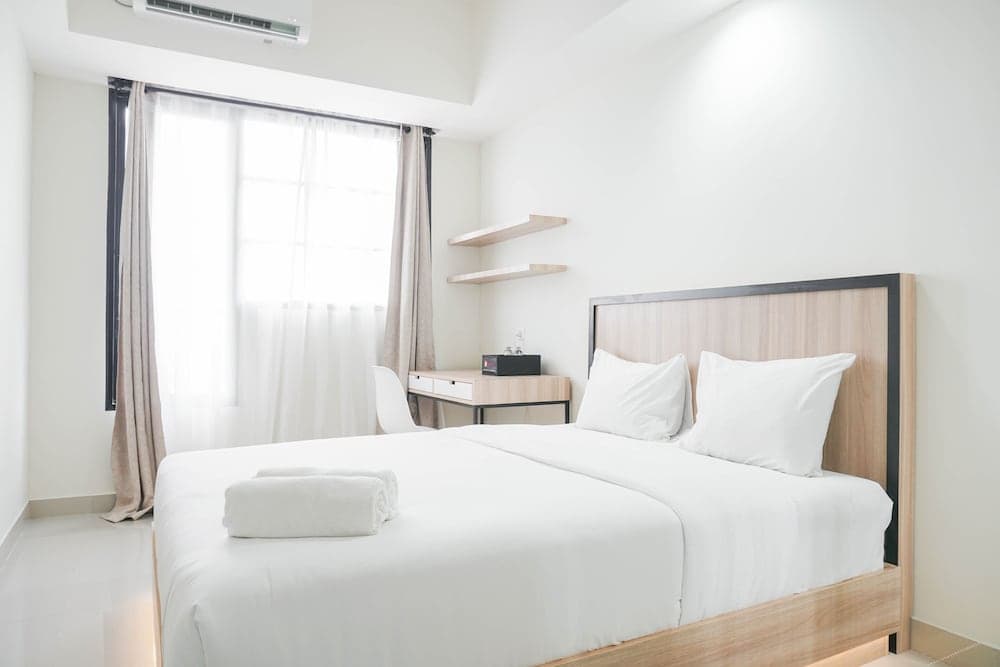 Nice And Cozy Studio At Evenciio Margonda Apartment