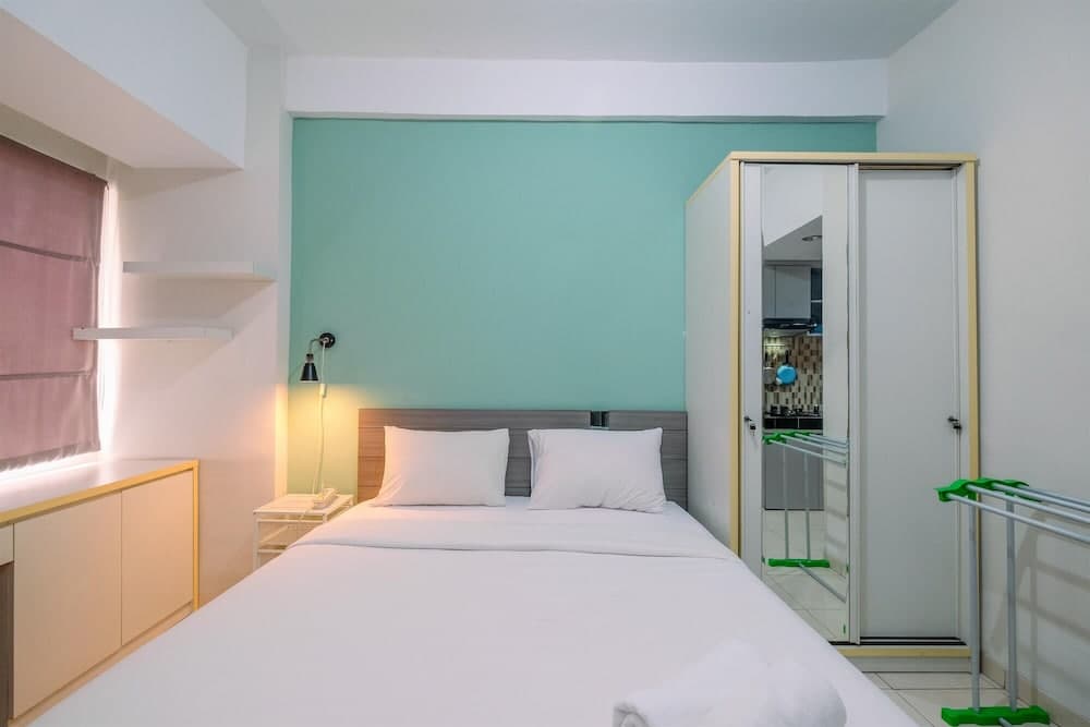 Warm And Cozy Studio Apartment Margonda Residence 5 Near Campus