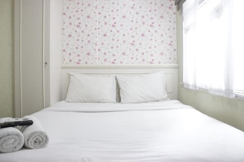 Cozy Studio Apartment At Grand Asia Afrika