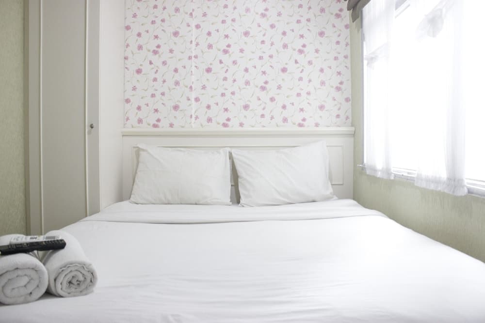 Cozy Studio Apartment At Grand Asia Afrika