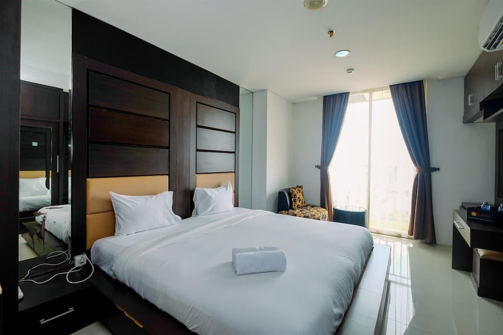 Comfort And Homey Studio Apartment At Mangga Dua Residence