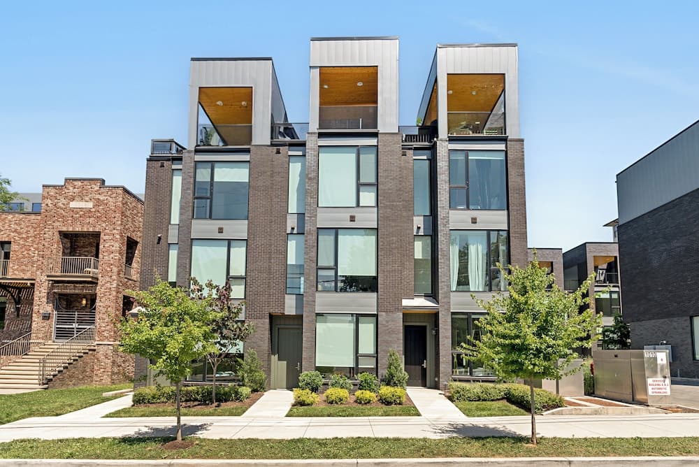 The Grove by AvantStay – Stylish Group Stay with Private Bathrooms
