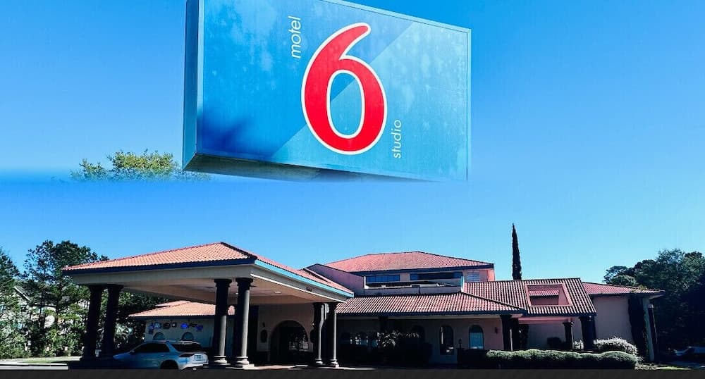 Studio 6 Savannah, GA - Gateway & I-95
