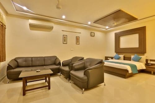 Hotel Kamran Palace