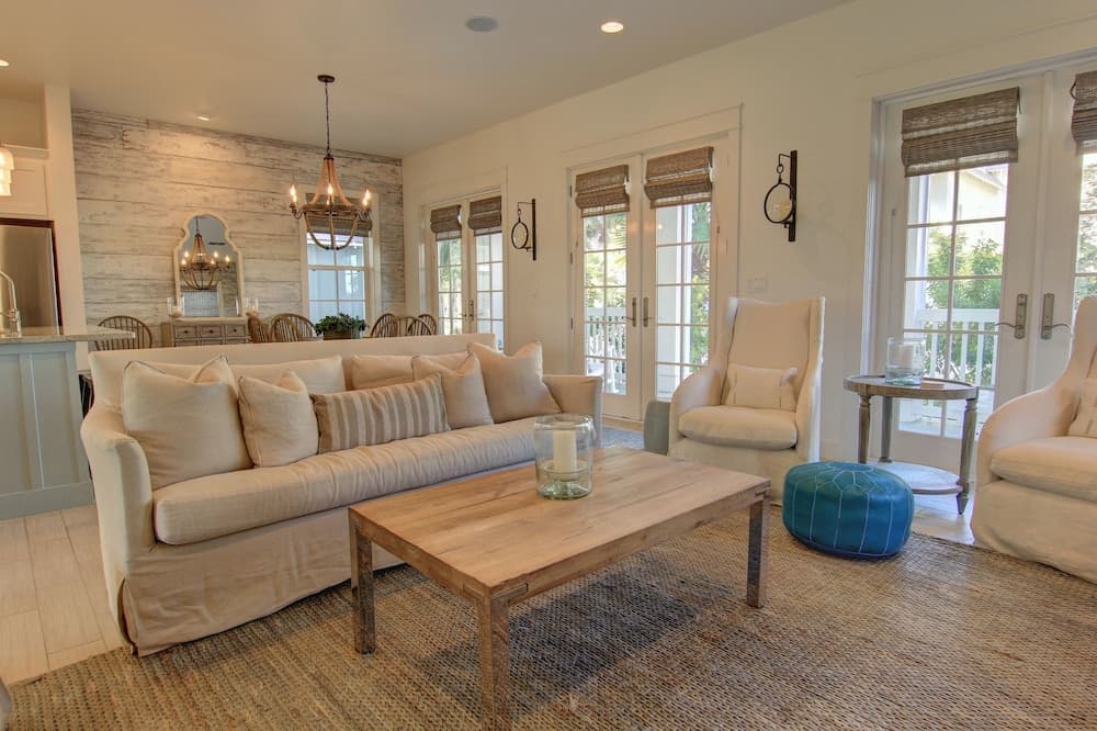 Tip'sea Saltbox 222 BE