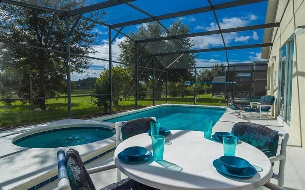 Açık havada yemek servisi