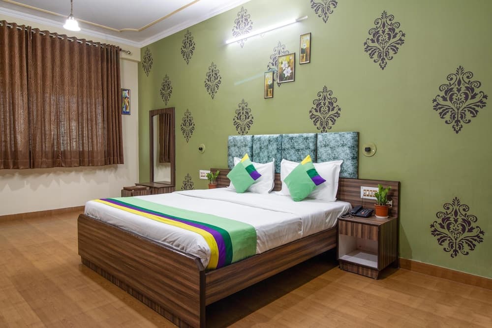 Treebo New Rockwell Vivek Vihar