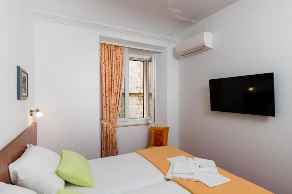 Anima Mea Old Town Apartment