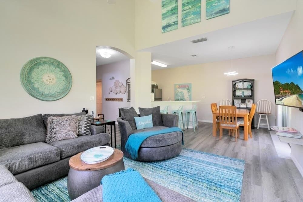 Disney Area 4 Bed Emerald Island 4 Bedroom Townhouse by RedAwning