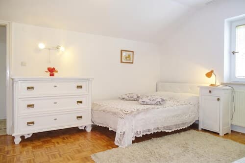 Villa Cujez With Pool & Sauna