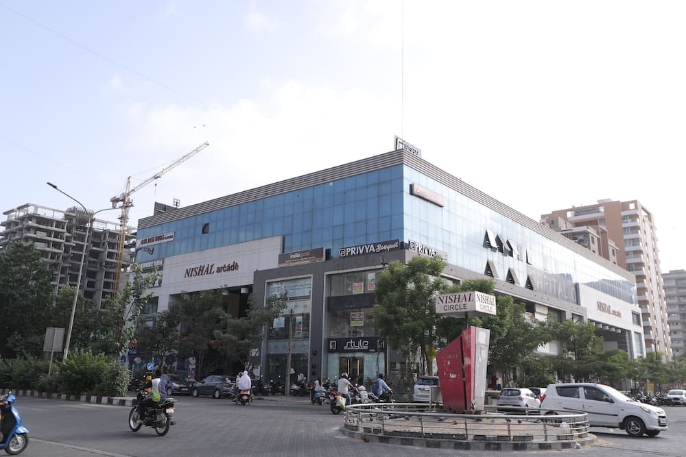 Hotel Privya Rooms and banquet Surat