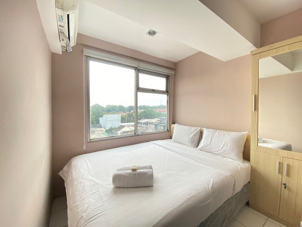Roomy 2BR Apartment at Jarrdin Cihampelas Apartment