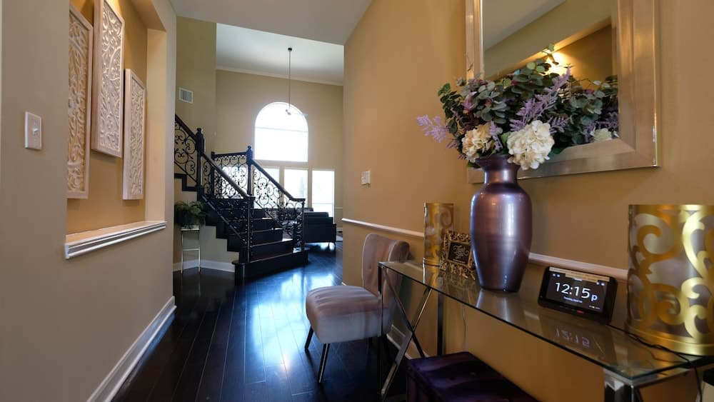 5Bdrm 3.5Bath 12Beds - HOME BIG AS TEXAS