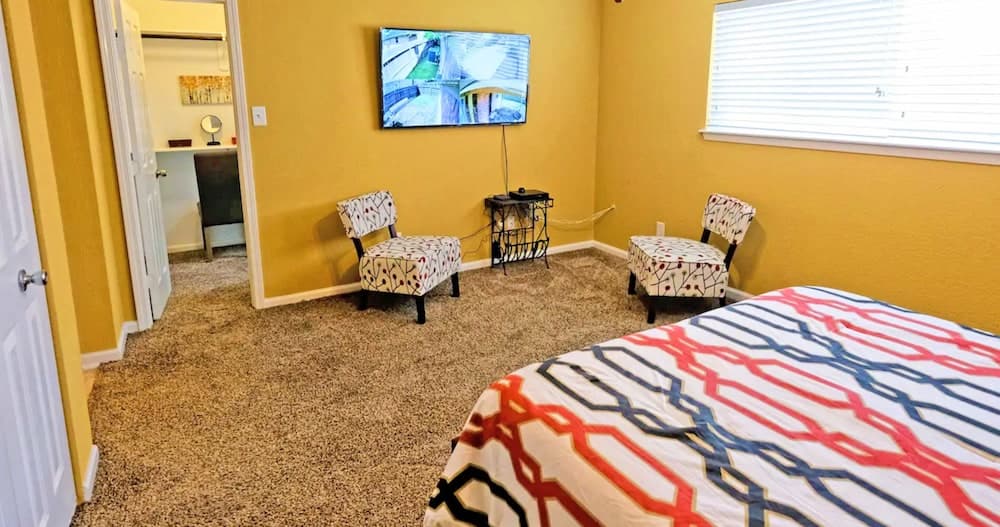 4Bdrms 2Bath 6Beds - Med-Center MM-Park