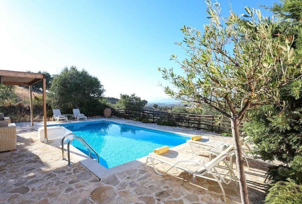 Villa Myrsini