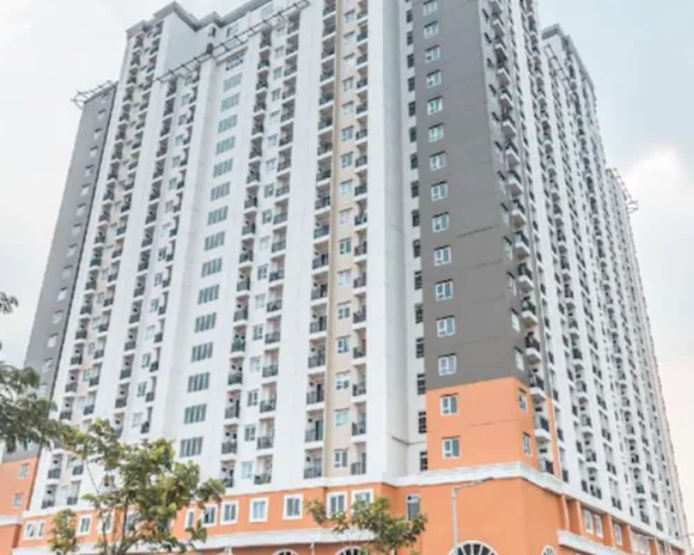 Cinere Resort Apartment By Celebrity Room