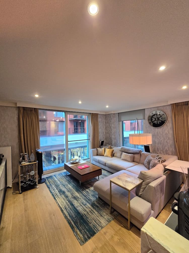 Stylish and Modern 1 Bedroom Apartment in Farringdon
