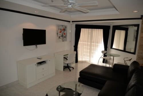 Jomtien Beach Condominium 6th Floor Apartment