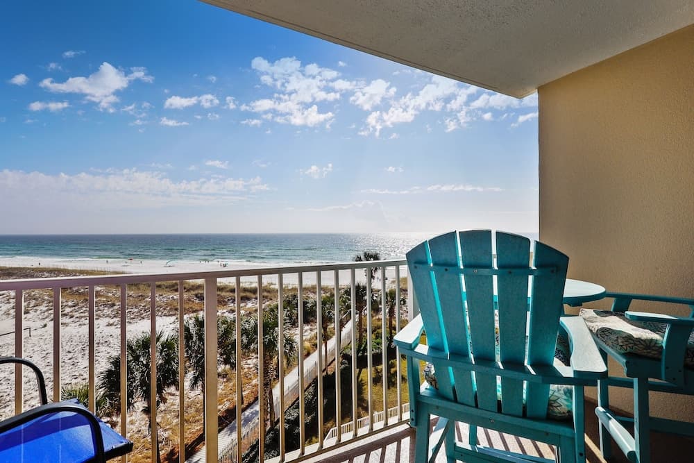 Destin on the Gulf 501 is a Beautiful Gulf Front 5th Floor with Free Beach Service by RedAwning