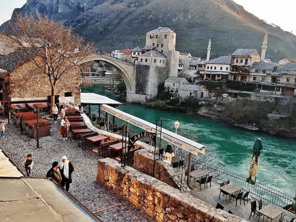 Konaklama yerinin ön cephesi