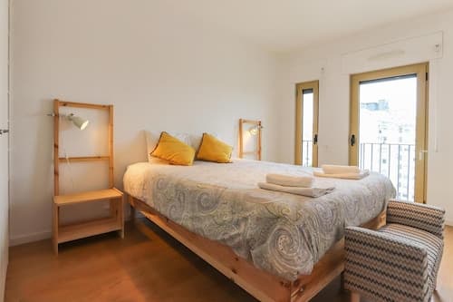 Modern Bright Avenidas Novas by Homing