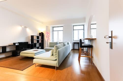 Rato Elegant by Homing