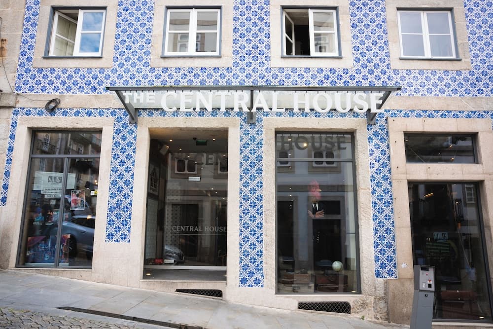 The Central House Porto Ribeira - Hostel