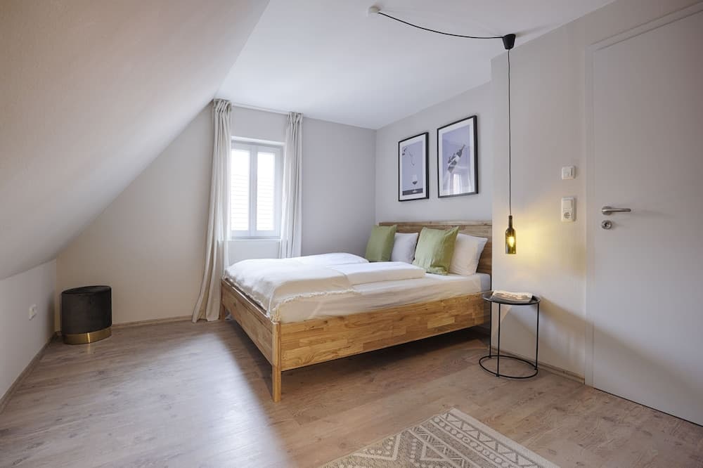 Julius Apartments