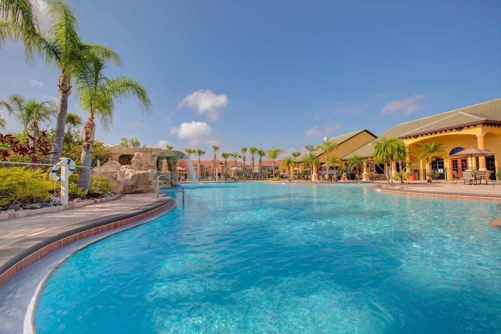 Private Pool Getaway! Near Theme Parks!