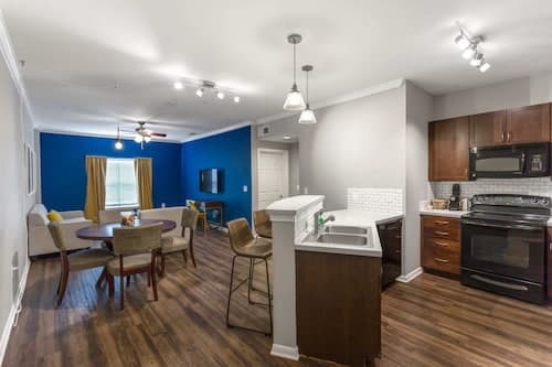 Charming 1BD in Trendy West End Neighborhood