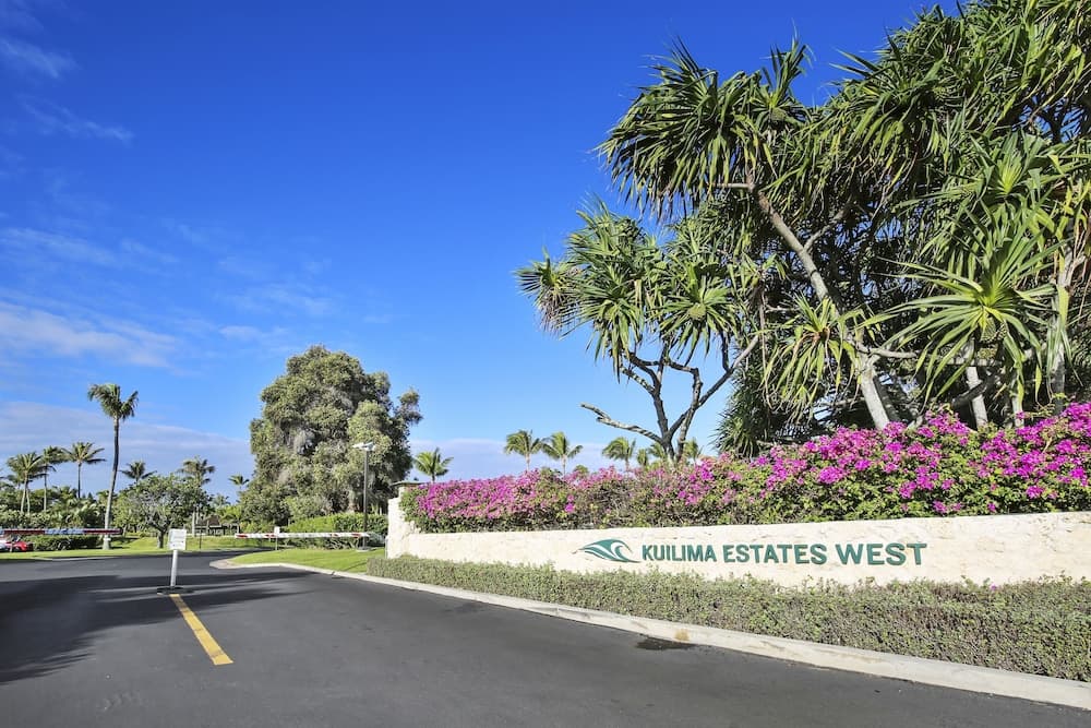 Turtle Bay Gardenia 1 Bedroom Condo by RedAwning