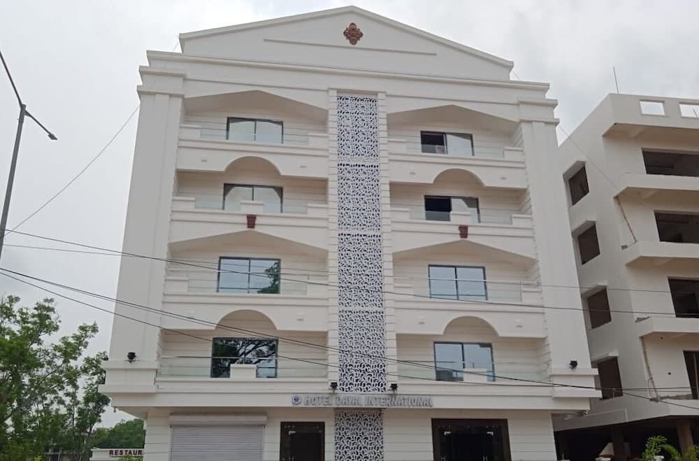 Hotel Dayal International