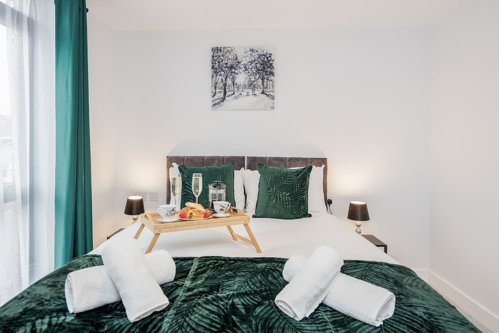 Watford Cassio Luxury - Modernview Serviced Accommodation